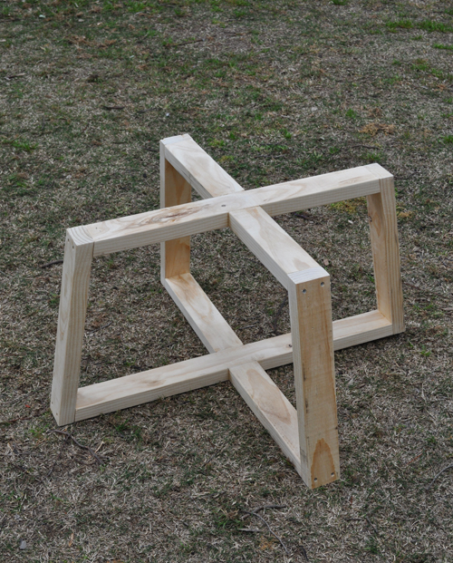 DIY Cross Table Base