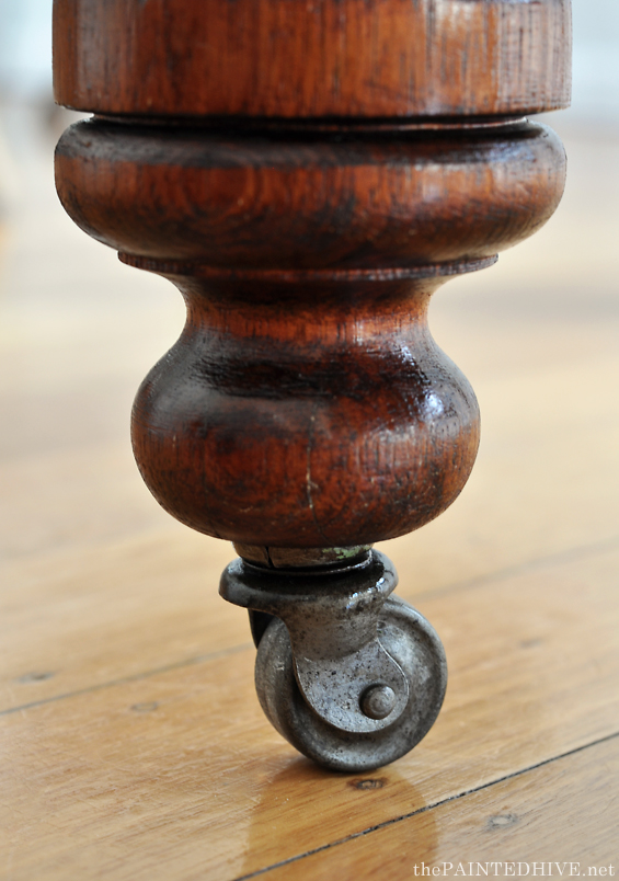 Farmhouse Table Castors