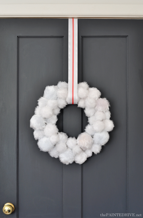 DIY Christmas Faux Fur Wreath