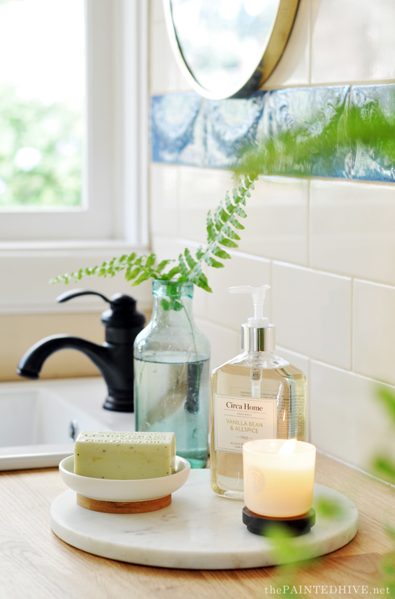 Powder Room Vignette