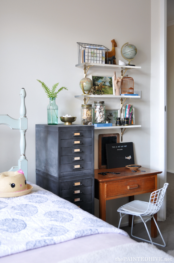 Sweet Girl's Bedroom Desk Nook