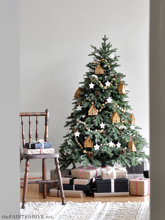 Natural Neutral Rustic Christmas Tree