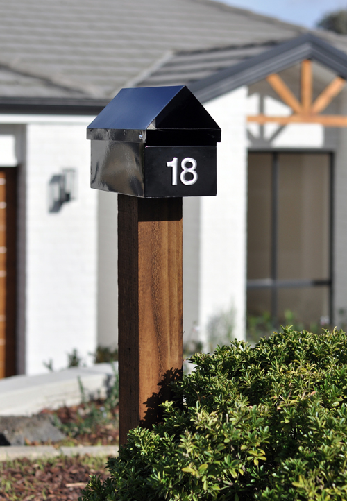 Simple Letterbox Style
