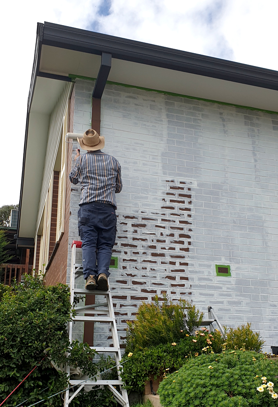 Dulux Texture Medium Undercoat Painted Brick